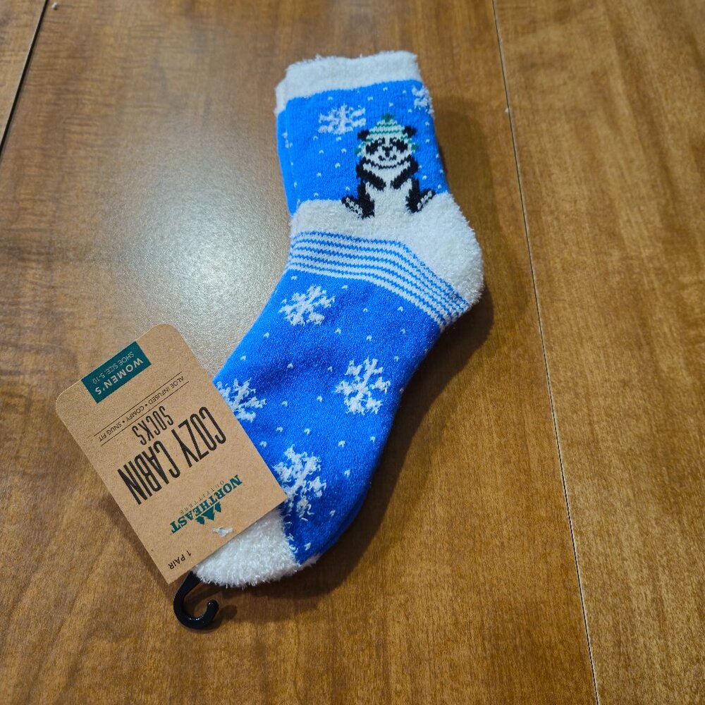 Cozy Cabin Socks Womens 5-10 Snow Panda